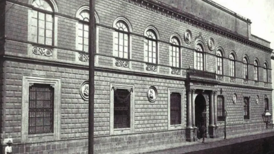 Former Academy of San Carlos Exterior