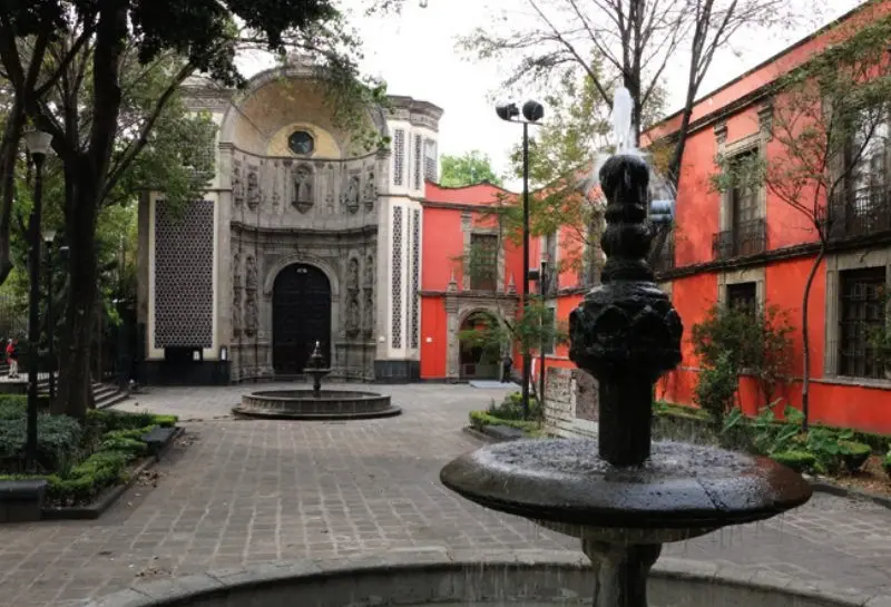 Hospital de San Juan de Dios or Hospital de los Desamparados