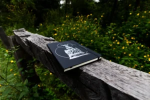 Foto de Libreta Negra con diseño inspirado en el Conjunto escultórico de la cúpula del Palacio de Bellas Artes 04