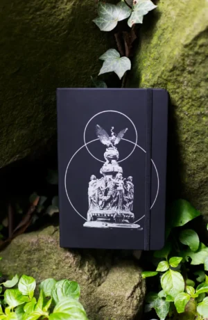 Foto de Libreta Negra con diseño inspirado en el Conjunto escultórico de la cúpula del Palacio de Bellas Artes 01
