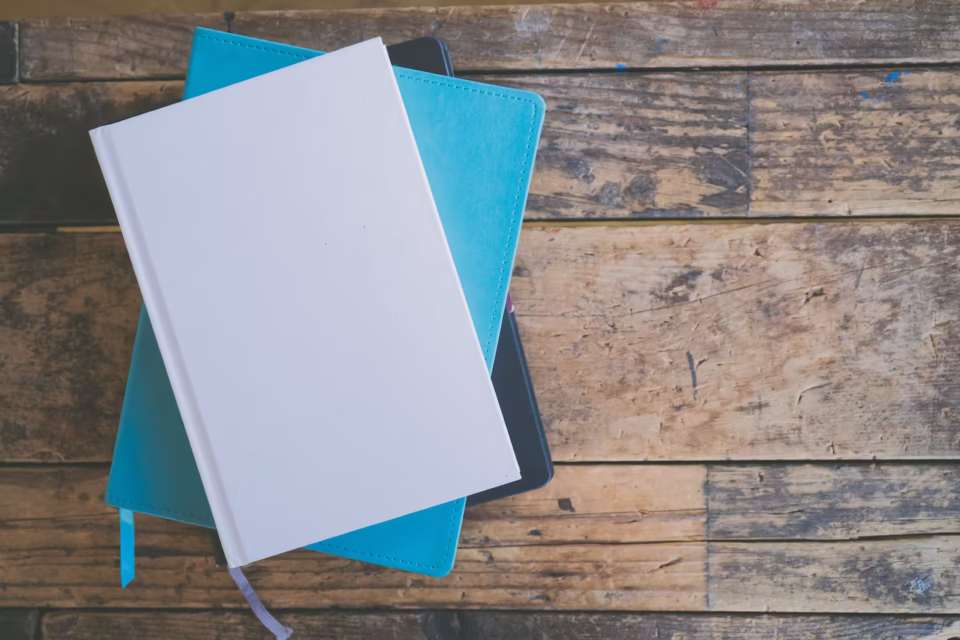 Cuadernos pasta dura oficina